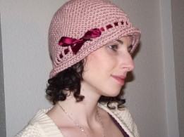 cloche style hat